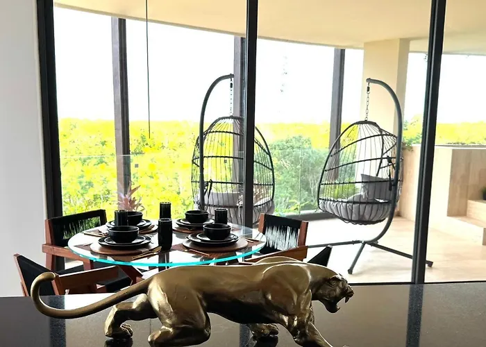 Luxury Jaguar Penthouse Private Pool Apartment